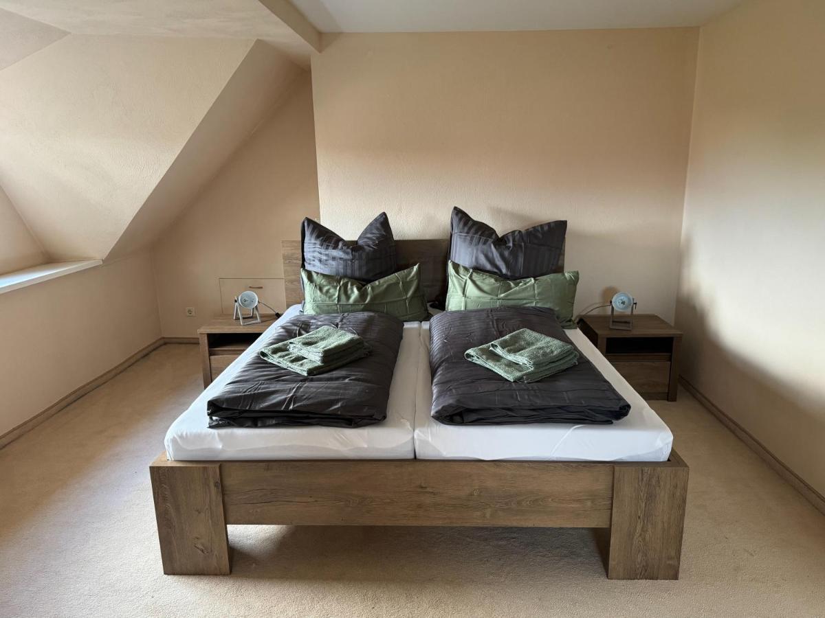 205 Qm "Traumtor" Mit Sauna, Whirlpool, Kamin Und 3 Terrassen Mit Blick In Die Boehmisch Saechsische Schweiz Dresden Buitenkant foto